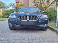 Gebraucht BMW 530 258 PS (189 kW) 2013 Blau Limousine