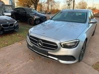 Gebraucht Mercedes E220 Avantgarde 192 PS (141 kW) 2022 Silber Limousine
