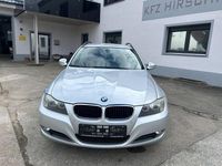 Gebraucht BMW 318 143 PS (105 kW) 2009 Silber Limousine
