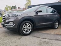 gebraucht Hyundai Tucson IX35 1.6 GDI AHK DAB 2WD Scheckheft 8fach bereift