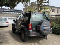 Gebraucht Jeep Cherokee 142 PS (104 kW) 2003 Grün SUV