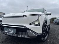 Second-hand Kia EV5 Earth 160 kW (218 CP) 2026 Alb SUV