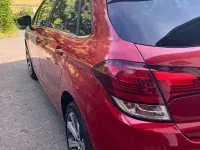 Gebraucht Citroën C4 SELECTION 131 PS (96 kW) 2018 Rot Limousine