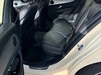 Gebraucht Mercedes E200 160 PS (117 kW) 2023 Beige Limousine
