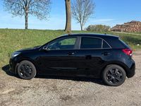 Second-hand Kia Rio 84 CP (61 kW) 2019 Negru Hatchback