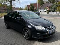 Gebraucht VW Jetta 140 PS (102 kW) 2006 Schwarz Limousine