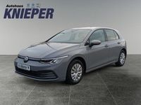 Gebraucht VW Golf VIII Basis 90 PS (66 kW) 2022 Mondsteingrau Limousine