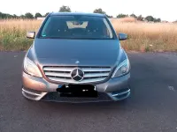Gebraucht Mercedes B180 122 PS (89 kW) 2014 Grau Kleinwagen