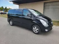 Gebraucht Hyundai H-1 Comfort 136 PS (100 kW) 2014 Timeless black / mic Van / Kleinbus