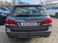 Gebraucht Mercedes E220 Avantgarde 170 PS (125 kW) 2015 Grau Limousine