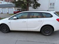 Gebraucht Opel Astra 110 PS (80 kW) 2014 Weiß Kombi