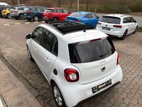 Gebraucht Smart ForFour Passion 71 PS (52 kW) 2018 Weiß Kleinwagen
