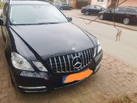 Gebraucht Mercedes E220 Avantgarde 170 PS (125 kW) 2011 Schwarz Kombi