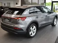 Usata Audi Q4 e-tron Basis 125 kW (170 CV) 2022 Grigio SUV