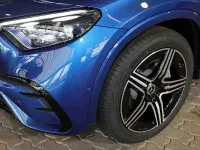 Gebraucht Mercedes GLC220 AMG 197 PS (144 kW) 2025 Metalliclack spektralblau SUV