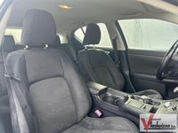 Gebraucht Lexus CT200h 136 PS (100 kW) 2011 Weiß Limousine