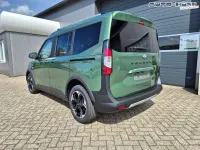 Nowe Ford Tourneo Courier Active 125 KM (91 kW) 2026 Zielony Minivan