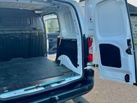 Gebraucht Opel Combo Selection 102 PS (75 kW) 2020 Weiß Van / Kleinbus