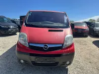 Gebraucht Opel Vivaro Design Edition 90 PS (66 kW) 2011 Rot Van / Kleinbus