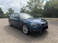 Gebraucht BMW 318 149 PS (109 kW) 2019 Blau Kombi