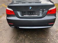 Gebraucht BMW 525 197 PS (144 kW) 2008 Grau Limousine