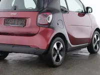 Gebraucht Smart ForTwo Electric Drive Exclusive 60 kW (82 PS) 2024 Bodypanels in carmine red () Coupé