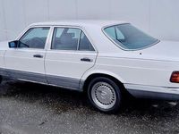 Gebraucht Mercedes 300 150 PS (110 kW) 1985 Weiß Limousine