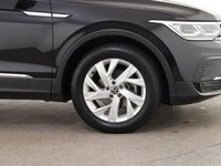 Gebraucht VW Tiguan Elegance 150 PS (110 kW) 2022 Deep black perleffekt SUV