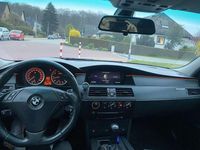 Gebraucht BMW 525 192 PS (141 kW) 2004 Grau Limousine