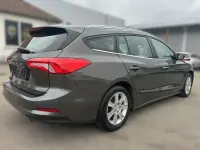 Używany Ford Focus Cool & Connect 120 KM (88 kW) 2020 Szary Sedan/Limuzyna