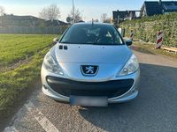 Gebraucht Peugeot 206+ 73 PS (53 kW) 2010 Grau Kleinwagen