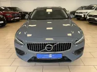 Gebraucht Volvo V60 Inscription 197 PS (144 kW) 2021 Grau Kombi
