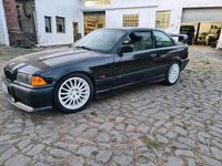 Gebraucht BMW 325 192 PS (141 kW) 1994 Schwarz Coupé