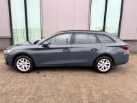 Neu Seat Leon ST Style 116 PS (85 kW) 2025 Unilackierung fjordblau (vermerk: hohe lackempfindlichkeit!) Kombi