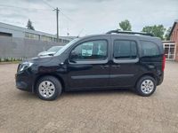 Gebraucht Mercedes Citan 111 Edition 116 PS (85 kW) 2020 Dravitschwarz Kombi