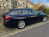 Gebraucht BMW 530 Sport Line 258 PS (189 kW) 2013 Blau Kombi