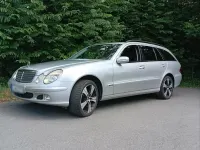 Gebraucht Mercedes E220 150 PS (110 kW) 2003 Kombi