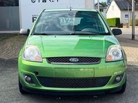 gebraucht Ford Fiesta Trend 1.6 Klima