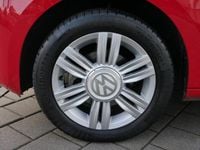 gebraucht VW up! up! 1.0 HIGH* WINTER PACK * PARKTRONIC * SITZHEIZUNG * TEMPOMAT * LM-FELGEN 15 ZOLL