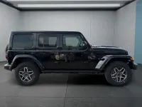 Neu Jeep Wrangler 272 PS (200 kW) 2025 Schwarz SUV