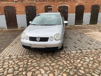 Gebraucht VW Polo 75 PS (55 kW) 2002 Silber Kleinwagen