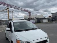 Gebraucht Mitsubishi Colt Edition 95 PS (69 kW) 2011 Weiß Kleinwagen