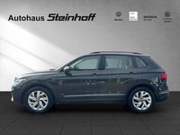 Gebraucht VW Tiguan 131 PS (96 kW) 2022 Grau SUV