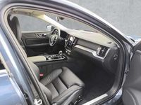 Neu Volvo V60 Plus 455 PS (334 kW) 2025 Blau Kombi