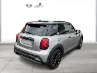 Gebraucht Mini Cooper Classic 136 PS (100 kW) 2024 Grau metallic Kleinwagen
