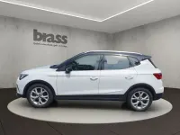 Gebraucht Seat Arona FR 116 PS (85 kW) 2024 Nevada weiß metallic / midnight schwarz metallic SUV