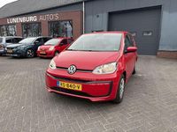 Usado VW up! move up! 60 CV (44 kW) 2018 Rojo Utilitario
