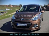 Gebraucht Hyundai i10 Trend 67 PS (49 kW) 2014 Braun Kleinwagen