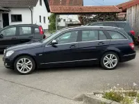 Używany Mercedes C230 204 KM (150 kW) 2008 Niebieski Kombi