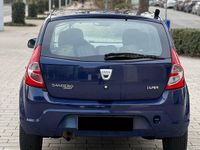 Second-hand Dacia Sandero 75 CP (55 kW) 2010 Albastru Berlinǎ